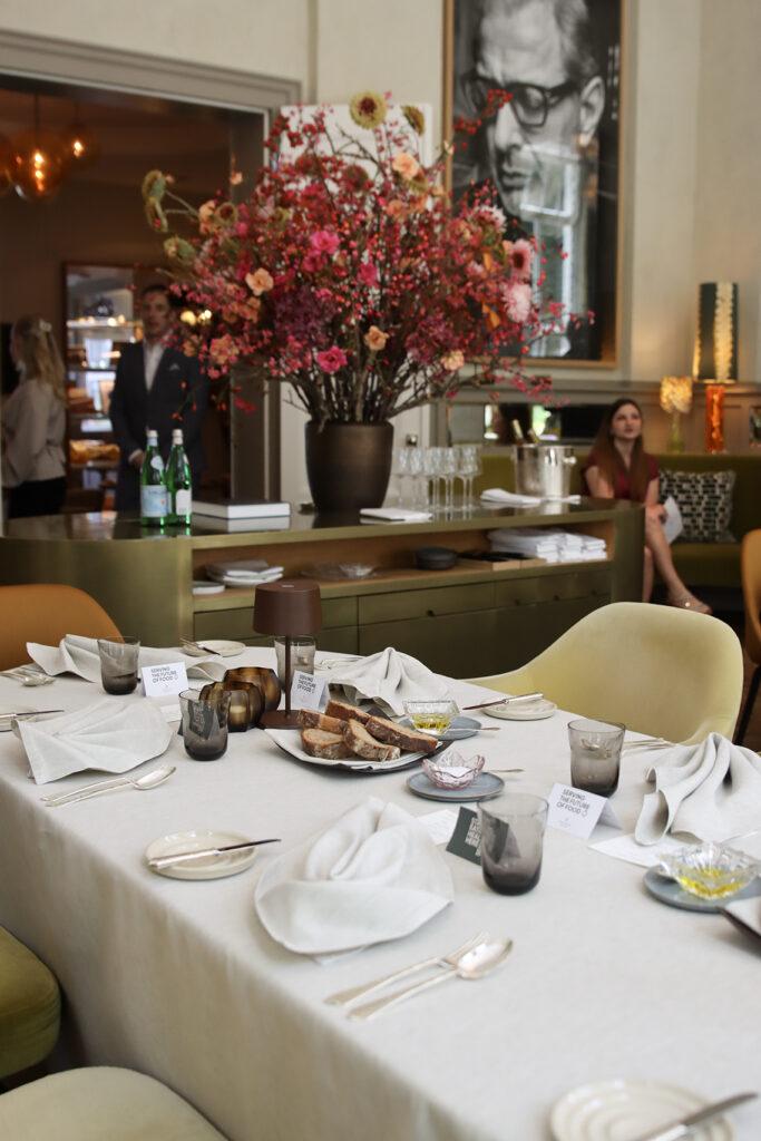Foodguide mit Radieschen als Bewertungssystem für Restaurants